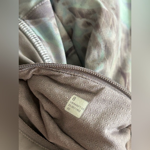 Lululemon Pace Rival Mid-Rise Skirt *Long
Plisse Bloom Multi / Mauve Grey - Picture 7 of 7